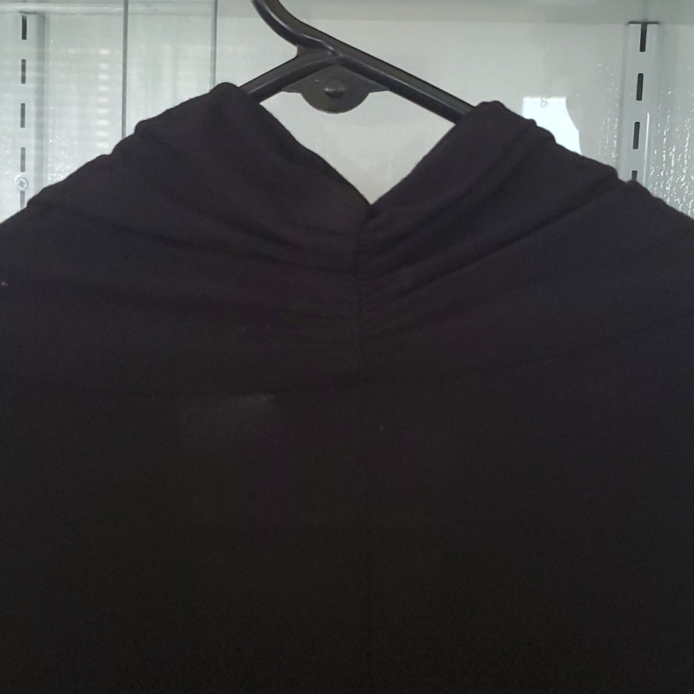 Dress - Picture 7 of 8